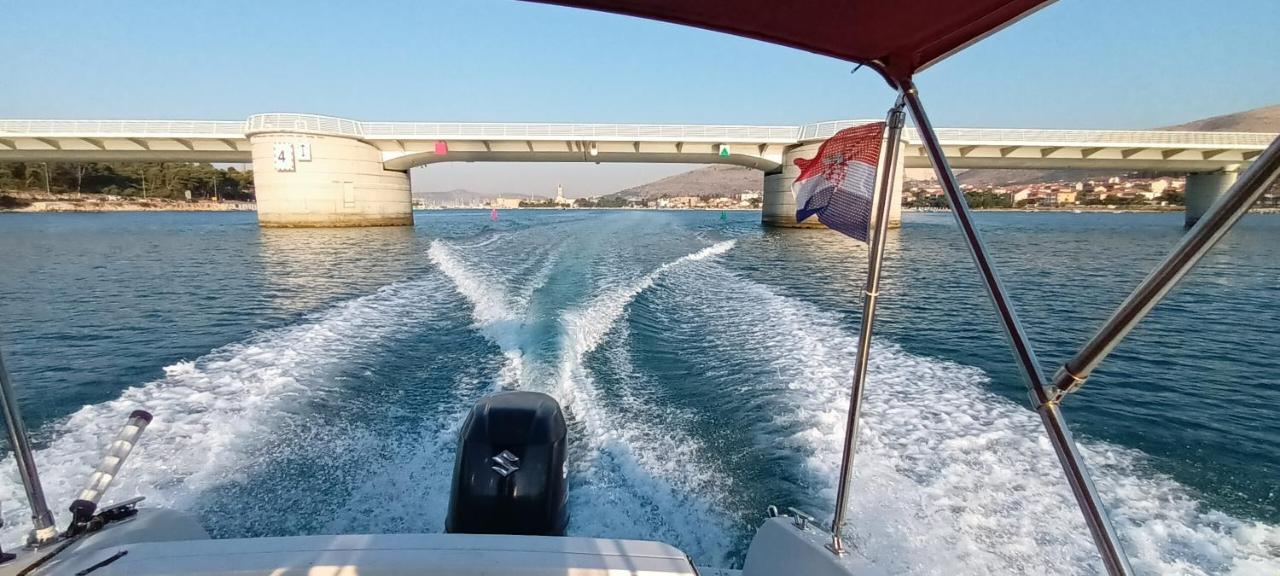 Sea View Apartment Sunrise Poljica & Blue Lagoon Rent A Boat 외부 사진