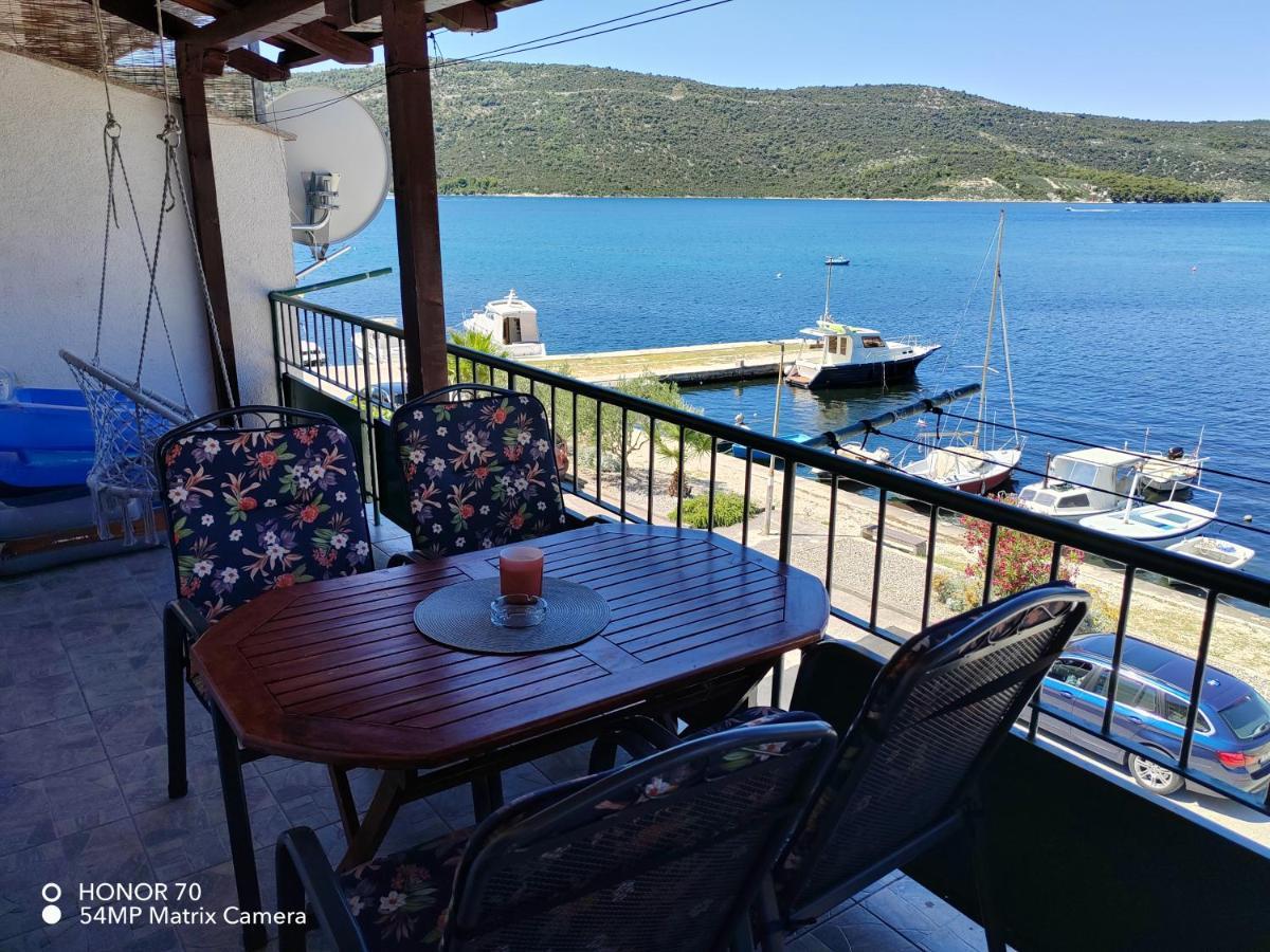Sea View Apartment Sunrise Poljica & Blue Lagoon Rent A Boat 외부 사진